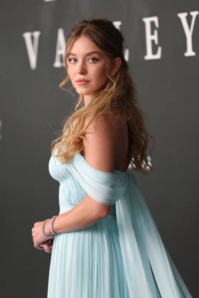 . 10 06 2025. London, United Kingdom. Sydney Sweeney arriving at the Echo Valley premiere in London. xStephenxLockx xi-Imagesx IIM-26004-0010