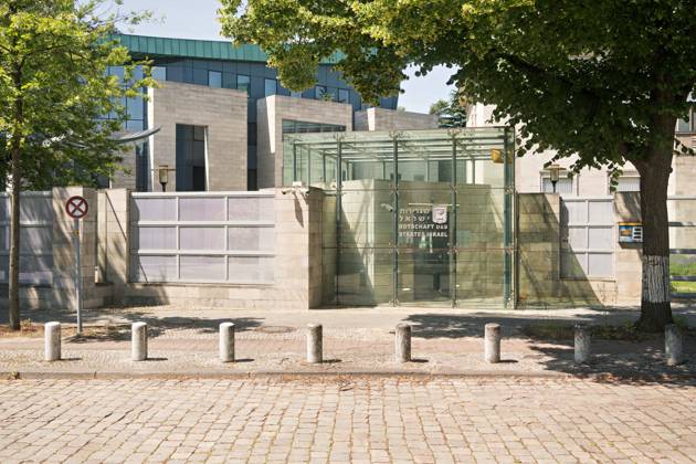 Berlin,13 06 2025,Israeli embassy in the Wilmersdorf district of Schmargendorf The Israeli embassy in Berlin will remain closed today, 13 June 2025, until further notice During the night, Israel carried out targeted air strikes in IRAN on its nuclear program