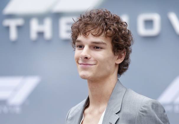 Mason Thames arrives on the red carpet for the Apple Original Films & Warner Bros. Pictures F1 World Premiere in Times Square on Monday, June 16, 2025 in New York City.  NYP20250616127 JOHNxANGELILLO
