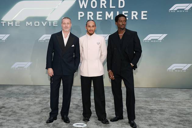 Red carpet arrivals for the World Premiere of Apple Original Films F1 The Movie in Times Square. F1 The Movie will be released in theatre s and in IMAX in partnership with Warner Bros. Pictures on June 27, 2025 Featuring: Brad Pitt, Lewis Hamilton and Damson Idris Where: New York, New York, United States When: 16 Jun 2025 Credit: Marion Curtis StarPix for Apple Original Films INSTARimages EDITORIAL USE ONLY. NOT FOR USE BY NEWSPAPERS BASED IN THE UK. Copyright: xMarionxCurtisx xStarPixxforxApplexOriginalxFilmsx instar54848234