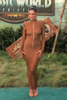 Jurassic World: Rebirth. World premiere London, UK. Luna Blaise at the Jurassic World: Rebirth. World premiere. Odeon Luxe. Leicester Square. 17th July 2025. LMK11-S170625-001 Steve Bealing Landmark Media 
