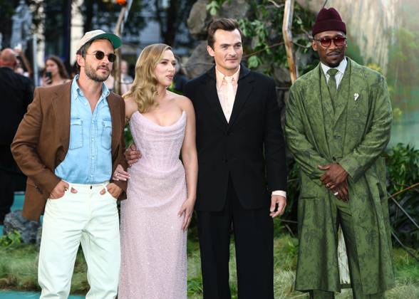 Celebrities attend the World Premiere of Jurassic World Rebirth at the Odeon Luxe, Leicester Square in London Featuring: Jonathan Bailey, Scarlett Johannson, Rupert Friend, Mahershala Ali Where: London, United Kingdom When: 17 Jun 2025 Credit: John Rainford Cover Images EDITORIAL USE ONLY. NOT FOR USE BY NEWSPAPERS BASED IN THE UK. Copyright: xx coverimg54851136