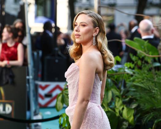 Celebrities attend the World Premiere of Jurassic World Rebirth at the Odeon Luxe, Leicester Square in London Featuring: Scarlett Johannson Where: London, United Kingdom When: 17 Jun 2025 Credit: John Rainford Cover Images EDITORIAL USE ONLY. NOT FOR USE BY NEWSPAPERS BASED IN THE UK. Copyright: xx coverimg54851101