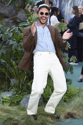 Jonathan Bailey at the world premiere of the movie Jurassic World Rebirth Jurassic World Rebirth at Odeon Luxe Leicester Square, London, 17 06 2025 Foto:xS.xVasx xFuturexImagex jurassic_5813