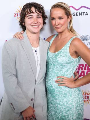 Los Angeles Premiere Of Magenta Light Studios Bride Hard Jade Whipkey and girlfriend American actress, model, and singer Anna Camp arrive at the Los Angeles Premiere Of Magenta Light Studios Bride Hard held at the DGA Theater Complex at The Directors Guild of America in Los Angeles, California, United States. DGA Theater Complex at The Directors Guild of America, Los Angeles, California, USA California United States  Copyright: xImagexPressxAgencyx originalFilename: collin-losangel250619_npKXg.jpg