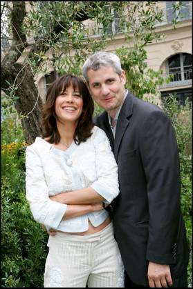 SOPHIE MARCEAU und JIM LEMLEY ABENDFEIER KENZO, der ERNEUERUNG ORGANISIERT in DIE commerce von DIE Marke Platz DES VICTOIRES A Paris Paris Frankreich  Copyright: xBERTRANDxRINDOFFxPETROFFx xBESTIMAGExBERTRANDxRINDOFFxPETROFFx xBESTIMAGEx