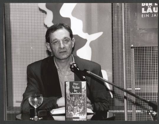 Peter Nadas Peter Nadas Germany Copyright: xUnitedxArchivesx xGrevenStiftungx xKölnischexRundschaux xJochenxDziedzic KR_01_0009489_r EDITORIAL USE ONLY