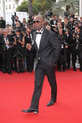 JIMMY JEAN LOUIS WALKS UP THE LAWLESS FILM MARCHES DURING THE 65TH CANNES FILM FESTIVAL ON MAY 19TH 2012 LAWLESS RED CARPET DURING 65TH CANNES FILM FESTIVAL ON MAY 19TH 2012 CANNES France Copyright: xBORDE-MOREAUx xBESTIMAGExBORDE-MOREAUx xBESTIMAGEx