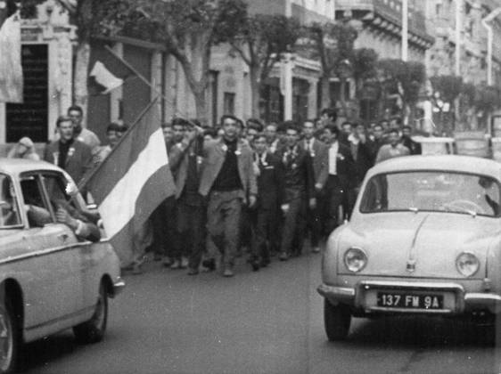 Africa Egypt 4 March 1962 Parade Youngster Demonstrators in the Roads from Algeria  Copyright: xUnitedxArchivesx xkpaxKeystonex 19620304_baf_k09_004
