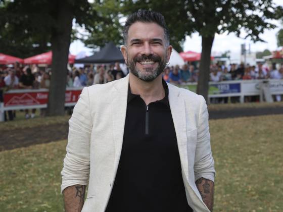 US-amerikanischer Popsänger Marc Terenzi zu Besuch auf der Galopprennbahn Magdeburg-Herrenkrug am 13.07.2024, Magdeburg, DE US pop singer Marc Terenzi to visit the Magdeburg-Herrenkrug racecourse on 13 July 2024, Magdeburg, DE Copyright: imageBROKER AxelxKammerer ibliqx13938928