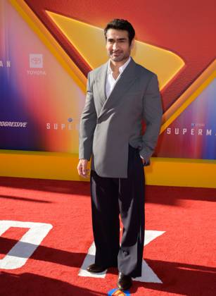 Superman Premiere - Los Angeles, USA LOS ANGELES, USA. July 07, 2025: Kumail Nanjiani at the premiere for Superman at the TCL Chinese Theatre. Los Angeles CA USA  Copyright: xPaulxSmith Featureflashx