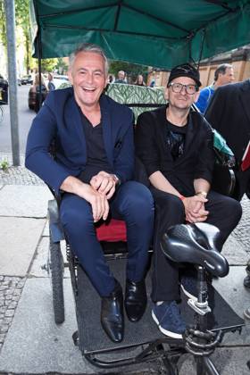 Robert Lohr, Milan Peschel at the SchwarzeSchafe premiere at the cinema in the Kulturbrauerei in Berlin on 15 07 2025