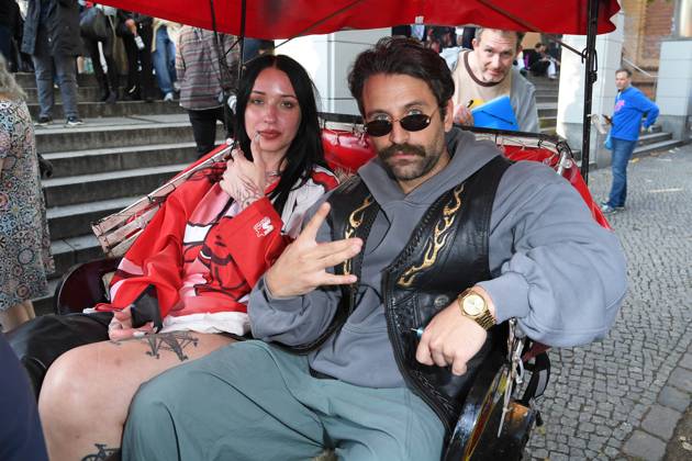 Anne Kühn, Arman Kashani at the SchwarzeSchafe premiere at the cinema in the Kulturbrauerei in Berlin on 15 07 2025