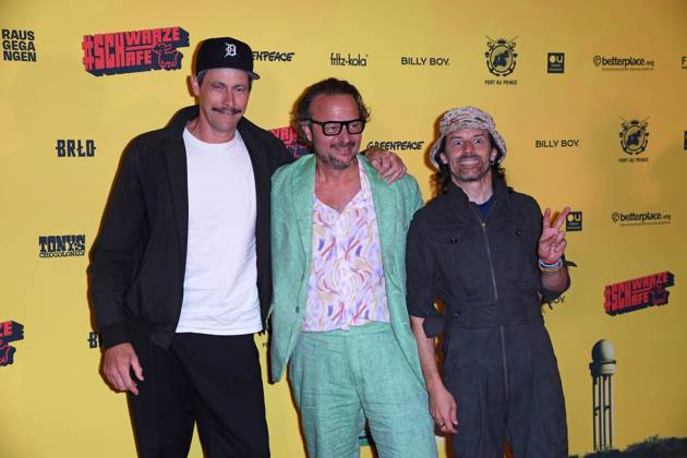 Marc Hosemann, Oliver Rihs director , Tobias Jundt aka Bonaparte at the SchwarzeSchafe premiere at the cinema in the Kulturbrauerei in Berlin on 15 07 2025
