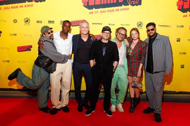 Premiere SchwarzeSchafe Arman Kashani, Victor Ben Otekpen, Robert Lohr, Milan Peschel, Oliver Rihs, Jella Haase and Yasin Harrouk at the premiere of SchwarzeSchafe at the cinema in the Kulturbrauerei on 15 07 2025 in Berlin Copyright: xEventpressxKochanx