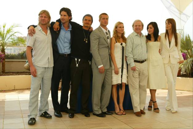 Archives Sean Bean, Eric Bana, Orlando Bloom, Brad Pitt, Wolfgang Petersen, Diane Kruger, Rose Byrne, Saffron Burrows during the 57th Cannes International Film Festival On may 13 2004 Cannes France Frédéric Piau Bestimage File Picture Celebrities during 57th Cannes International Film Festival On may 13 2004 Cannes France  Copyright: xPIAUxFREDERICx xBESTIMAGExPIAUxFREDERICx xBESTIMAGEx