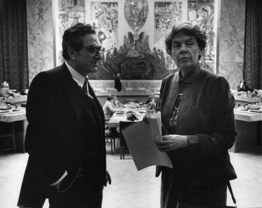 US politics Government 3 March 1981 United Nations, New York, the Security Council met itself this Month to Problem at Lebanon the Photo shows Ambassador Tueni, Permanent Representative of Lebanon, at Interview with the US Ambassador Jeane J Kirkpatrick before the Meeting  Copyright: xUnitedxArchivesx xkpaxKeystonex 19810303_baf_k09_059 !ACHTUNG AUFNAHMEDATUM GESCHÄTZT!