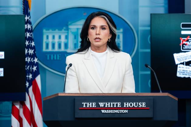 Tulsi Gabbard, Director of National Intelligence (DNI), speaks during a news conference in the James S. Brady Press Briefing Room of the White House in Washington, DC, US, on Wednesday, July 23, 2025. Tensions between the Trump administration and the judiciary flared on Tuesday when Attorney General Pam Bondi removed a US attorney for New Jersey that had been named by federal judges to replace the president’s choice. Copyright: xEricxLeex xPoolxviaxCNPx MediaPunchx