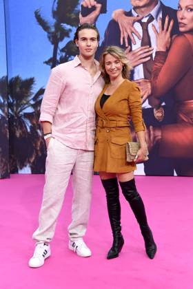 Tina Ruland with son Jahvis Ruland at the German premiere of DIE NACKTE KANONE in Berlin on 24 07 2025