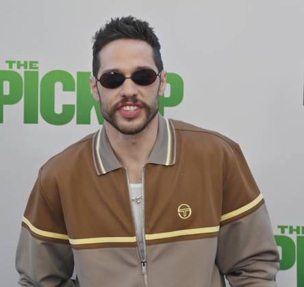 Cast member Pete Davidson attends the premiere of the motion picture comedy The Pickup at Regal LA Live in Los Angeles on Sunday, July 27, 2025. Storyline: A routine cash pickup turns into a deadly pursuit when two mismatched armored truck drivers are ambushed by ruthless criminals with plans beyond the cash.  LAP2025072706 JIMxRUYMEN