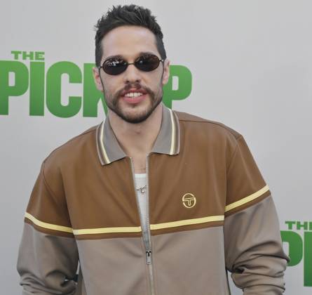 Cast member Pete Davidson attends the premiere of the motion picture comedy The Pickup at Regal LA Live in Los Angeles on Sunday, July 27, 2025. Storyline: A routine cash pickup turns into a deadly pursuit when two mismatched armored truck drivers are ambushed by ruthless criminals with plans beyond the cash.  LAP2025072707 JIMxRUYMEN