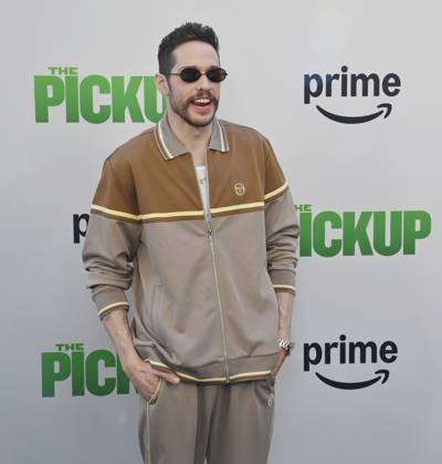 Cast member Pete Davidson attends the premiere of the motion picture comedy The Pickup at Regal LA Live in Los Angeles on Sunday, July 27, 2025. Storyline: A routine cash pickup turns into a deadly pursuit when two mismatched armored truck drivers are ambushed by ruthless criminals with plans beyond the cash.  LAP2025072709 JIMxRUYMEN