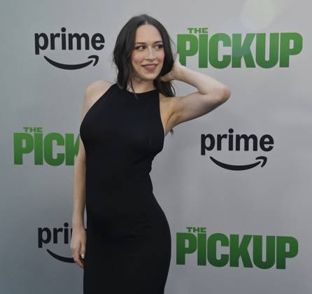 Elsie Hewitt attends the premiere of the motion picture comedy The Pickup at Regal LA Live in Los Angeles on Sunday, July 27, 2025. Storyline: A routine cash pickup turns into a deadly pursuit when two mismatched armored truck drivers are ambushed by ruthless criminals with plans beyond the cash.  LAP2025072713 JIMxRUYMEN