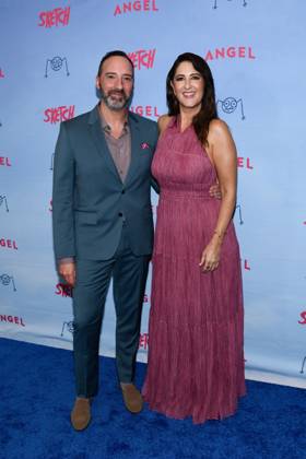 July 28, 2025, Los Angeles, California, USA: TONY HALE and D ARCY CARDEN at the premiere of SKETCH, held at Cinemark Playa Vista in Los Angeles, California Los Angeles USA - ZUMAs247 20250728_zmp_s247_001 Copyright: xCharliexSteffensx