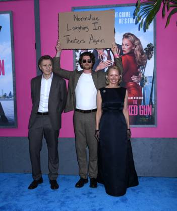 July 28, 2025, New York, Ny, United States: Liam Neeson and Pamela Anderson attend the US Premiere of The Naked Gun at SVA Theater in New York. July 28, 2025. New York United States - ZUMAp281 20250728_zea_p281_038 Copyright: xPhotoxImagexPressx