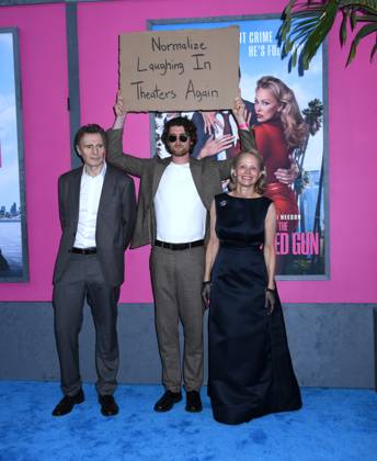 July 28, 2025, New York, Ny, United States: Liam Neeson and Pamela Anderson attend the US Premiere of The Naked Gun at SVA Theater in New York. July 28, 2025. New York United States - ZUMAp281 20250728_zea_p281_040 Copyright: xPhotoxImagexPressx