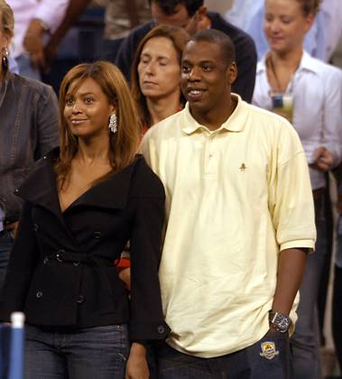 Celebs at the US Open Tennis Championship 2003 Singer BEYONCE with rapper JAY-Z at the US Open in Flushing Meadows, NY on Friday, Sept. 5, 2003. Flushing Meadows NY USA Copyright: xJeffxKleinx