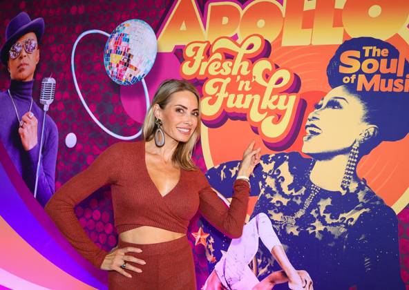 Roncallis Apollo Variete Fresh n Funk premiere performance VIP guest Sarah Valentina Winkhaus sports presenter RTL SKY and author Ich werde Eltern Düsseldorf Apollo NRW Germany