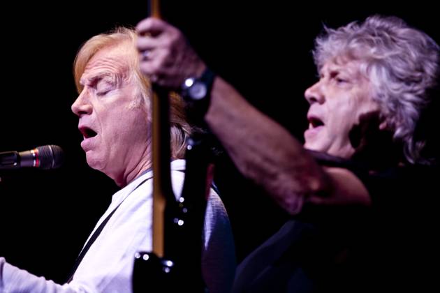 The Moody Blues Perform in Canada SEP 22 2011: Justin Hayward(L) & John Lodge(R) of the Moody Blues perform live at Scotiabank Place in Ottawa, Ontario, Canada. Copyright: xLeonxT.xSwitzerx