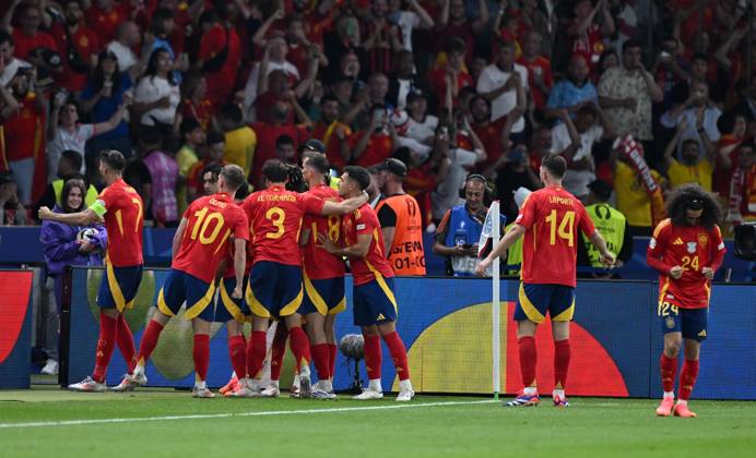 Spain v England: Final - UEFA EURO 2024 BERLIN, GERMANY - JULY 14: Players of Spain celebrate a goal during the UEFA EURO 2024 final match between Spain and England at Olympiastadion in Berlin, Germany on July 14, 2024. Germany World. Editorial use only. Please get in touch for any other usage. Copyright: x2025xAnadoluxHeshamxElsherifx