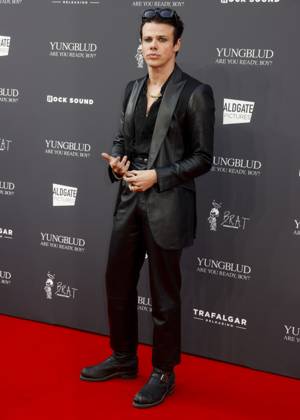 YUNGBLUD. Are You Ready, Boy? Premiere at the Vue in Leicester Square, London on 12 08 2025 YUNGBLUD aka Dominic Richard Harrison attending the YUNGBLUD. Are You Ready, Boy? Premiere at the Vue in Leicester Square, London, United Kingdom, Credit:Cat Morley Avalon United Kingdom, London, Leicester Square  Copyright: xCatxMorleyx xAvalonx 1029187379