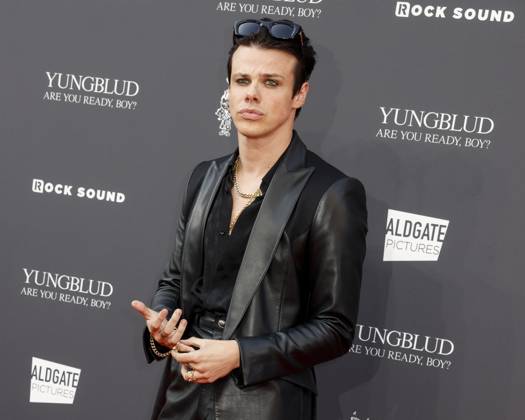 YUNGBLUD. Are You Ready, Boy? Premiere at the Vue in Leicester Square, London on 12 08 2025 YUNGBLUD aka Dominic Richard Harrison attending the YUNGBLUD. Are You Ready, Boy? Premiere at the Vue in Leicester Square, London, United Kingdom, Credit:Cat Morley Avalon United Kingdom, London, Leicester Square  Copyright: xCatxMorleyx xAvalonx 1029187384