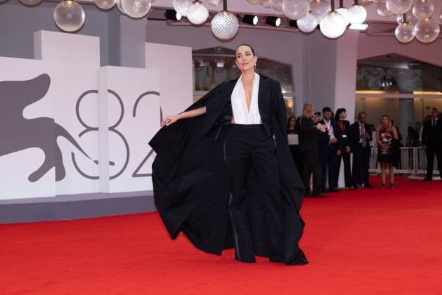 Bugonia Red Carpet - The 82nd Venice International Film Festival Noomi Rapace attends the Bugonia red carpet during the 82nd Venice International Film Festival on August 28, 2025 in Venice, Italy. Copyright: xKazukoxWakayamax