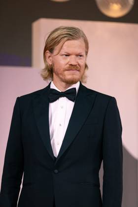 Bugonia Red Carpet - The 82nd Venice International Film Festival Jesse Plemons attends the Bugonia red carpet during the 82nd Venice International Film Festival on August 28, 2025 in Venice, Italy. Copyright: xKazukoxWakayamax
