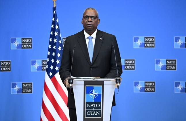 US Secretary of Defense Lloyd Austin BRUSSELS, BELGIUM - OCTOBER 12: US Secretary of Defense Lloyd Austin speaks during the press conference after the NATO Defense Ministers Meeting in Brussels, Belgium on October 12, 2023. Brussels Hoofdstedelijk Gewest Belçika. Editorial use only. Please get in touch for any other usage. Copyright: x2025xAnadoluxDursunxAydemirx