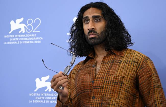 August 30, 2025, Venice, Italy: British actor Amar Chadha-Pathel poses at a photocall for ˜Motor City™ during the 82nd annual Venice International Film Festival, Venice, Italy, 30 August 2025. The 82nd Venice Film Festival runs from 28 August to 06 September 2025. ANSA RICCARDO ANTIMIANI. Venice Italy  - ZUMAa110 20250830_zaf_a110_014 Copyright: xRiccardoxAntimianix