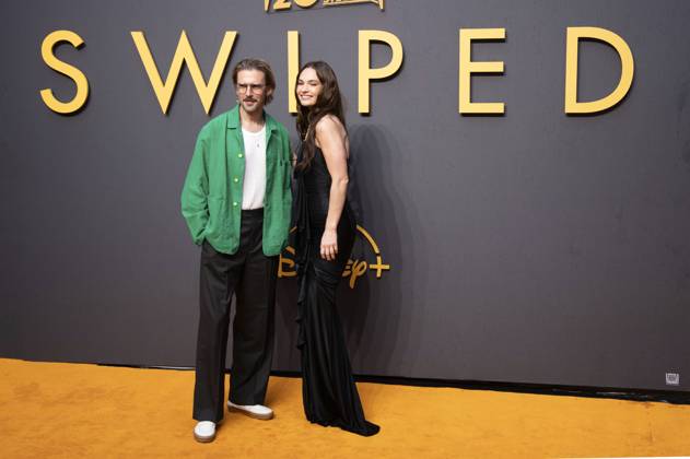 Dan Stevens and Lilly James at the premiere of the Disney film Swiped at Curzon Mayfair London, 11 09 2025 Foto:xS.xVasx xFuturexImagex swiped_5963