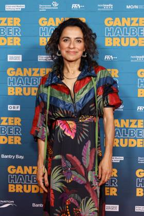 Actress Sesede Terziyan at the premiere of the movie Ganzer Halber Bruder at Cinedom Cologne Cologne, 15 09 2025 NRW Germany Copyright: xChristophxHardtx