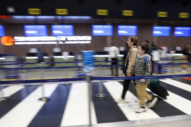 RUSSIA, MOSCOW REGION - SEPTEMBER 17, 2025: Travelers check in for an Aeroflot flight to Krasnodar at Sheremetyevo International Airport. On 11 September 2025, Krasnodar International Airport resumed operations, with the first civil flight since 2022 expected to land there on September 17. Sofya Sandurskaya TASS  84063878