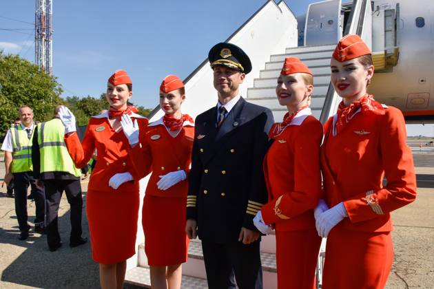 RUSSIA, KRASNODAR - SEPTEMBER 17, 2025: Members of the crew pose together outside their plane as an Aeroflot flight from Moscow arrives at Krasnodar International Airport. Operations resumed on 11 September 2025, it is the first civil flight to land here since 2022 Krasnodar Russia  - ZUMAt113 20250917_zaa_t113_093 Copyright: xRomanxSokolovx