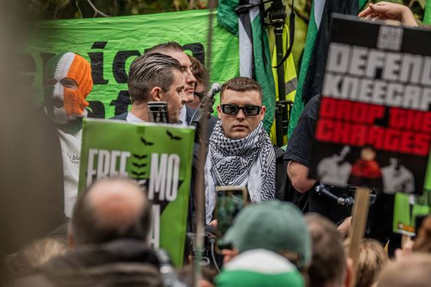 September 26, 2025, London, United Kingdom: Mo Chara of Belfast rap group Kneecap attends a celebratory rally outside Woolwich Crown Court, after being acquitted of all charges. The 27 year old (real name Liam Og O hAnnaidh) was acquitted of all charges. Hundreds of Kneecap supporters and pro-Palestinian protesters were present to oppose the charge and to celebrate his acquittal. London United Kingdom - ZUMAs197 20250926_aaa_s197_221 Copyright: xLabxKyxMox