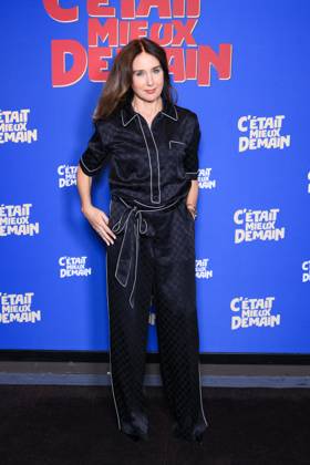 C Etait Mieux Demain Premiere - Paris Elsa Zylberstein attends the photocall of the film premiere of C’Etait Mieux Demain held at the UGC Cine Cite Bercy in Paris, France on September 29, 2025. Photo by David Boyer ABACAPRESS.COM Paris France  Copyright: xBoyerxDavid ABACAx