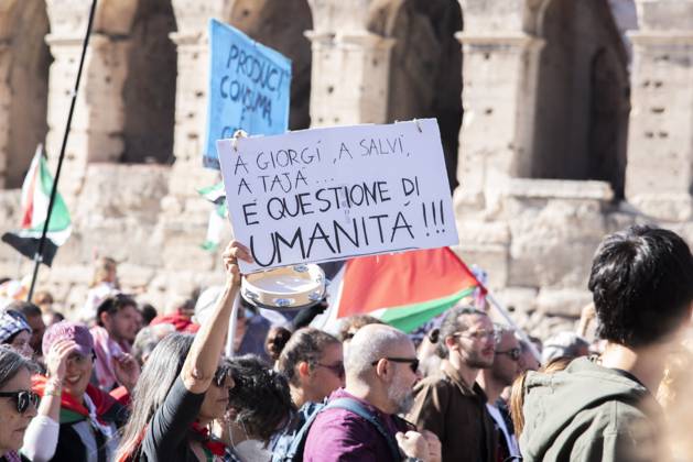 Photo IPP Diego Nangano Cappello Rome 04 10 2025 National Pro Palestine demonstration in the photo demonstrators marching in support of Palestine Italy Photo Press World Copyright
