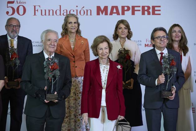 October 8, 2025, Madrid, Madrid, SPAIN: QUEEN SOFêA attends MAPFRE Foundation awards Madrid SPAIN - ZUMAc260 20251008_zep_c260_009 Copyright: xMikexChicorrox