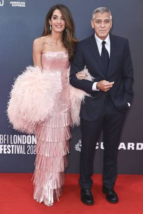 George Clooney with wife Amal Alamuddin Clooney at the premiere of the feature film Jay Kelly at the 69 BFI London Film Festival 2025 at the Royal Festival Hall London, 10 10 2025 Foto:xS.xVasx xFuturexImagex kelly_5177