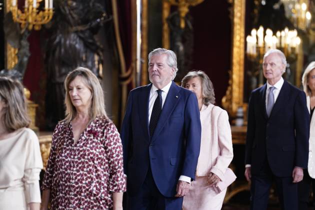 The King and Queen, the Princess of Asturias and the Infanta Sofia preside over a reception at the Royal Palace for the National Day of the National Holiday King Felipe and Queen Letizia, Princess Leonor and the Infanta during the reception on the occasion of the National Holiday, at the Royal Palace, on October 12, 2025, in Madrid Spain The event is presided over by the King and Queen, the Princess of Asturias and the Infanta Sofia after the solemn act of homage to the National Flag and the military parade held in the Plaza de Canovas del Castillo The purpose of the commemoration of the National Holiday is to solemnly remember moments of collective history that are part of the common historical, cultural and social heritage, assumed as su  Copyright: xA.xPÃ rezxMecax 7023105